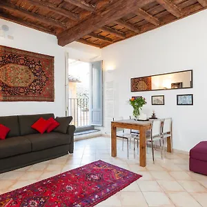 Maisonette Farnese Rome